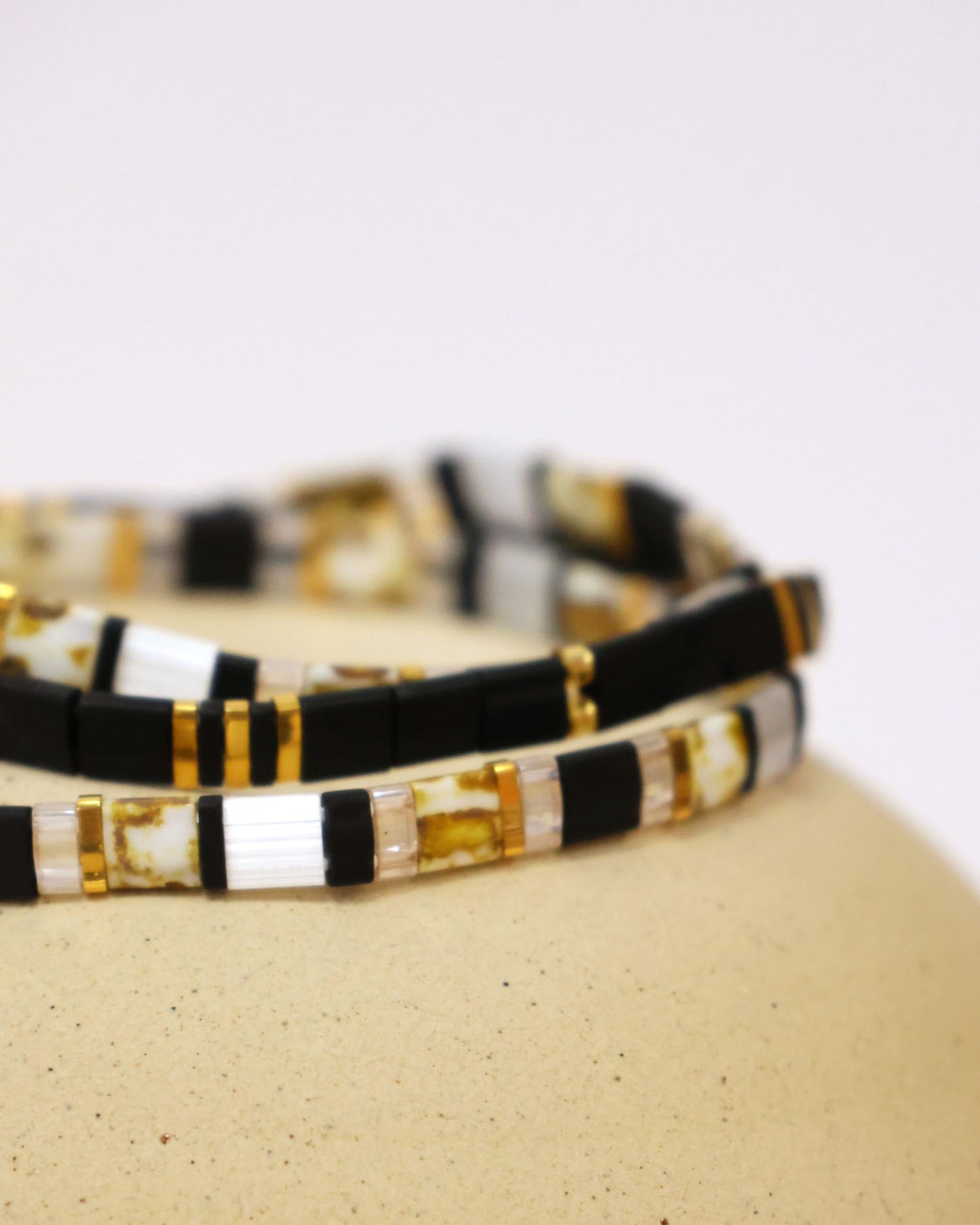 Bracelet Noir Elégance